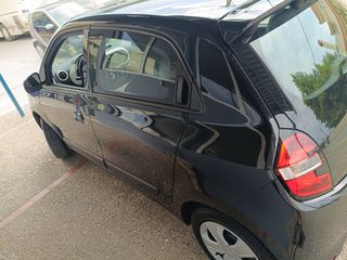 Renault Twingo 2015-thumb-6