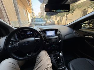 Ford Focus 2017 ST-LINE-thumb-9