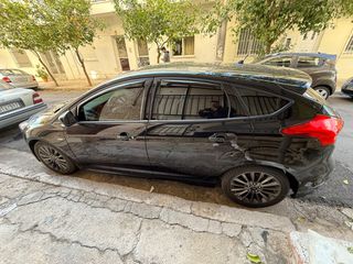 Ford Focus 2017 ST-LINE-thumb-14