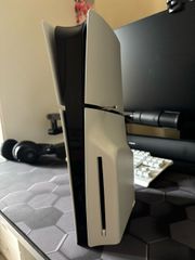 PlayStation 5-thumb-1