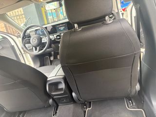 Mercedes-Benz A 160 2023-thumb-7