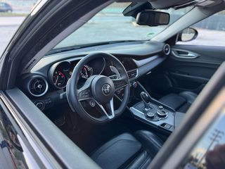 Alfa Romeo Giulia 2017 TURBO VELOCE!-thumb-15