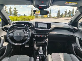 Peugeot 2008 2020 GT LINE | 1.2 PureTech (130 Hp)-thumb-18