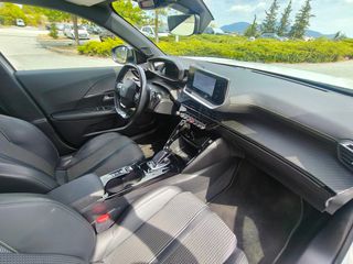 Peugeot 2008 2020 GT LINE | 1.2 PureTech (130 Hp)-thumb-21