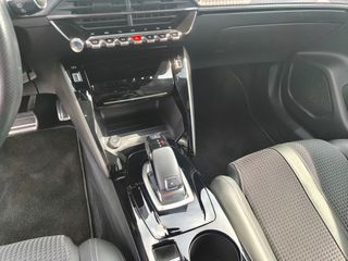 Peugeot 2008 2020 GT LINE | 1.2 PureTech (130 Hp)-thumb-23
