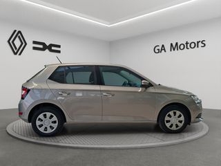 Skoda Fabia 2019 1.0 ACTIVE 75PS-thumb-6