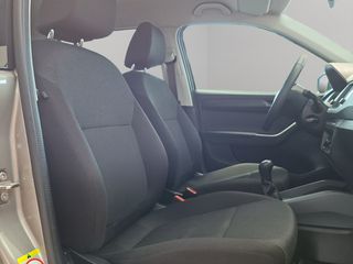 Skoda Fabia 2019 1.0 ACTIVE 75PS-thumb-17