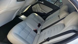 Mercedes-Benz GLA 200 2018 4χ4 ΠΥΡΓΟΣ*ΕΛΛΗΝΙΚΟ-thumb-2