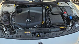 Mercedes-Benz GLA 200 2018 4χ4 ΠΥΡΓΟΣ*ΕΛΛΗΝΙΚΟ-thumb-13