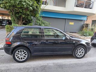 Volkswagen Golf 2003 1.4