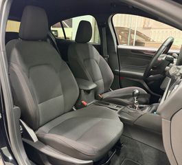 Ford Focus 2019 ST LINE | LED | CAMERA | NAVI | CLIMA-thumb-39