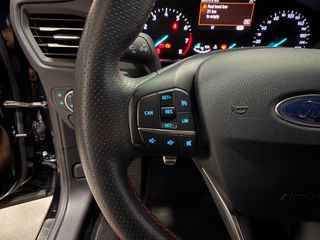 Ford Focus 2019 ST LINE | LED | CAMERA | NAVI | CLIMA-thumb-19