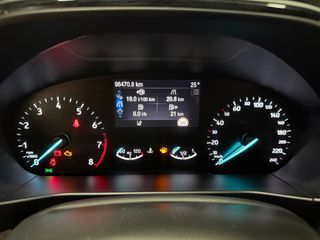 Ford Focus 2019 ST LINE | LED | CAMERA | NAVI | CLIMA-thumb-22