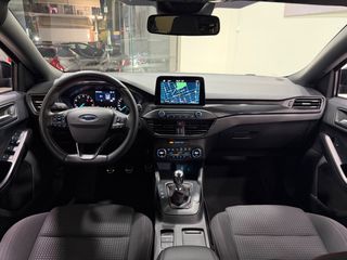 Ford Focus 2019 ST LINE | LED | CAMERA | NAVI | CLIMA-thumb-34