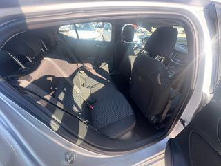 Opel Astra 2016-thumb-10