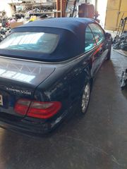 Mercedes-Benz CLK 200 2002-thumb-5