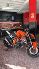 KTM 1290 Super Duke R 2016-thumb-3