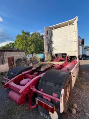Volvo 2000-thumb-5