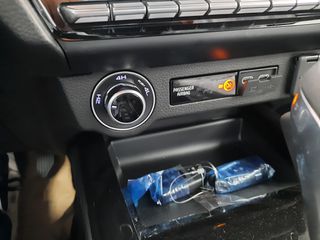 Isuzu D-Max 2026 ARENA 4X4 AUTO-thumb-14