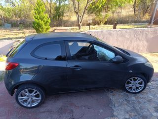 Mazda 2 2008