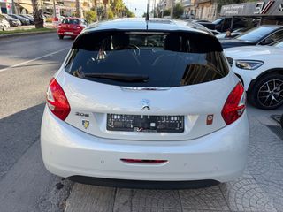 Peugeot 208 2015 Panorama full extra-thumb-4