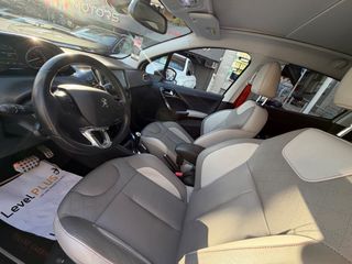 Peugeot 208 2015 Panorama full extra-thumb-8