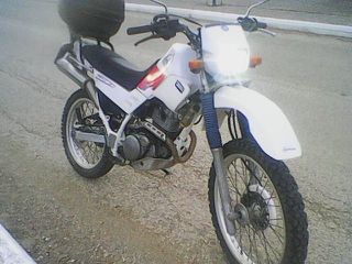 Yamaha 2000 SEROW 225-thumb-1
