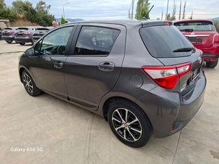 Toyota Yaris 2018 1.5 ACTIVE-thumb-13