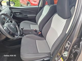 Toyota Yaris 2018 1.5 ACTIVE-thumb-27