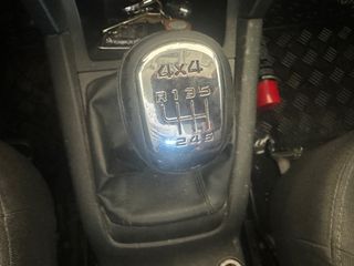 Skoda Yeti 2010 YETI 1,8 TSI 4X4 160HP-thumb-11