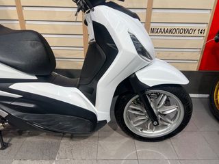 Piaggio Beverly 400 2021-thumb-7