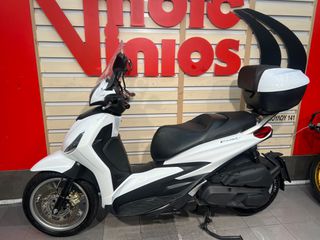 Piaggio Beverly 400 2021-thumb-9