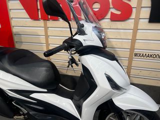 Piaggio Beverly 400 2021-thumb-11