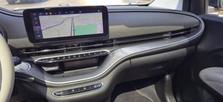 Fiat 500e 2021 La_Prima_PANORAMA_88_Kw_118hp-thumb-35
