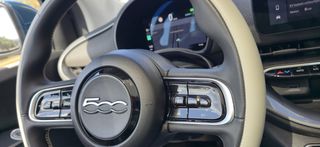 Fiat 500e 2021 La_Prima_PANORAMA_88_Kw_118hp-thumb-46