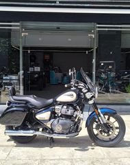 Royal Enfield Super Meteor 650 2025