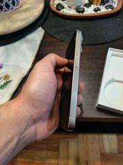 Πωλείται Apple IPhone 15 pro-thumb-2