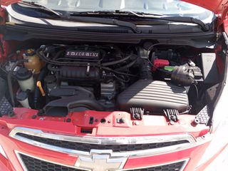 Chevrolet Spark 2011-thumb-8