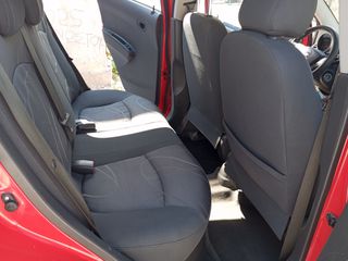 Chevrolet Spark 2011-thumb-13
