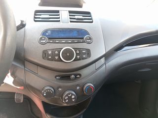 Chevrolet Spark 2011-thumb-20