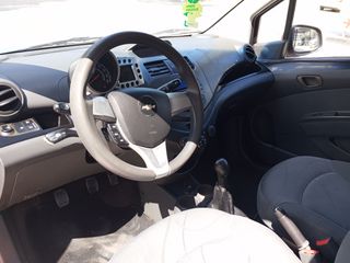 Chevrolet Spark 2011-thumb-22