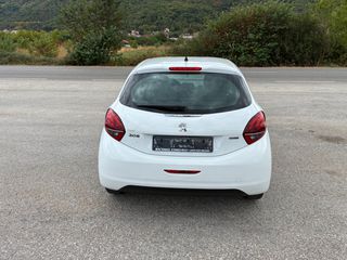 Peugeot 208 2016 Euro6-thumb-5