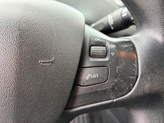 Peugeot 208 2016 Euro6-thumb-11