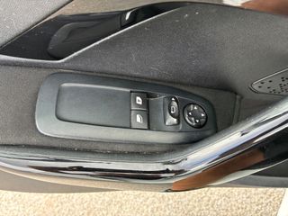 Peugeot 208 2016 Euro6-thumb-15
