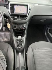 Peugeot 208 2016 Euro6-thumb-16