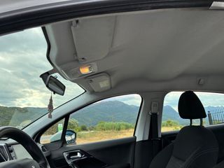 Peugeot 208 2016 Euro6-thumb-28