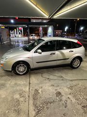 Ford Focus 2000-thumb-2