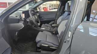 Renault R 4 2026 Electric E-Tech 52kWh 150 techno-thumb-8