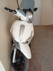 Piaggio Beverly 350 2018 BEVERLY 350 SPORT TOURING