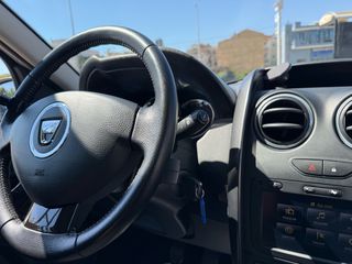 Dacia Duster 2014 4x4-thumb-50